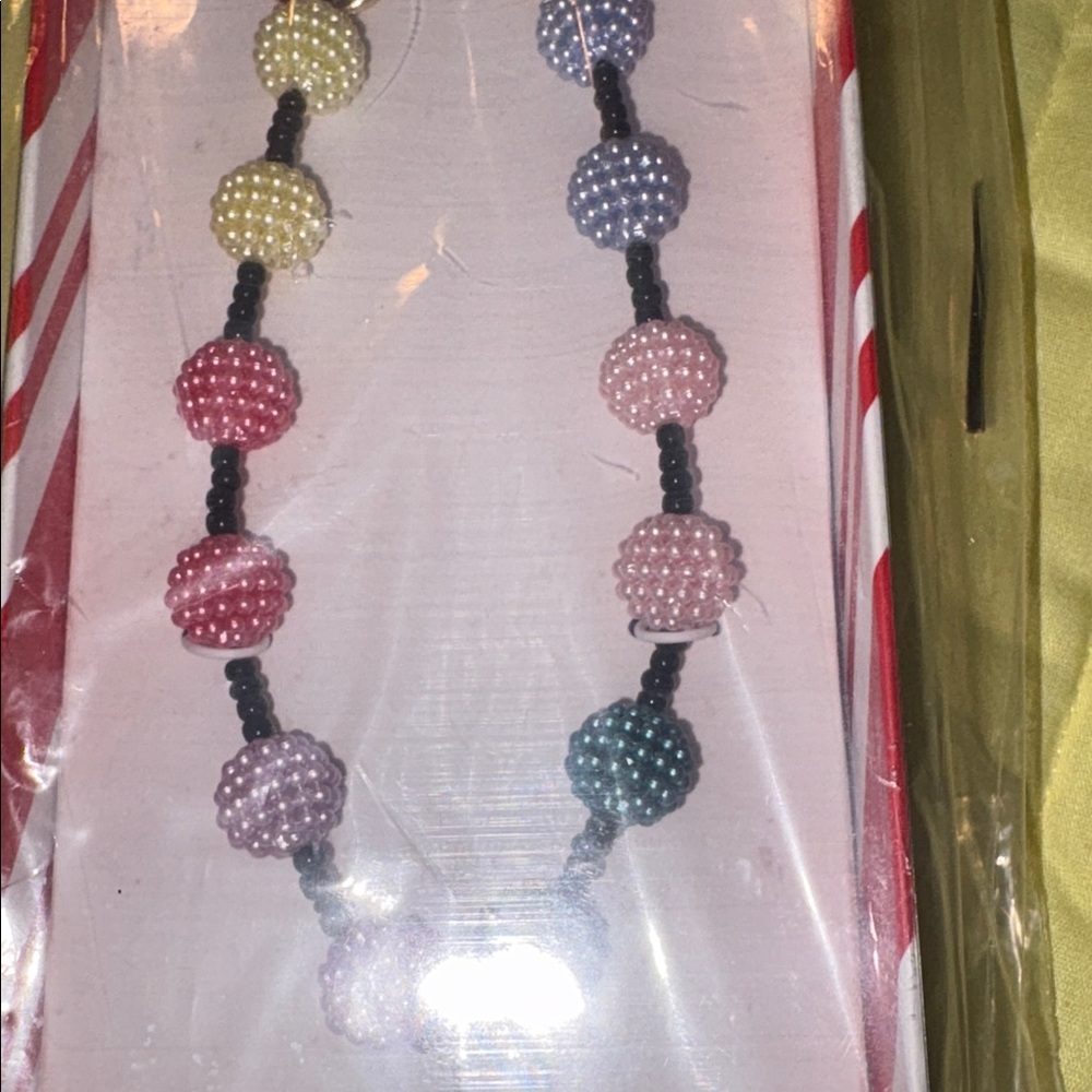 NIB wristlet strap for cellphone, multicolor beaded globes w/gt attachments $8